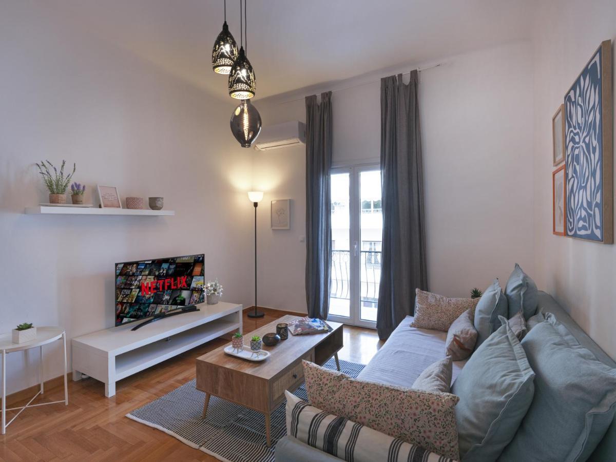 Beautiful Athenian Apartment Next To The Center Esterno foto